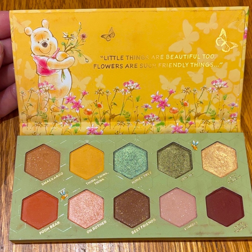 Winnie the Pooh Eyeshadow Palette